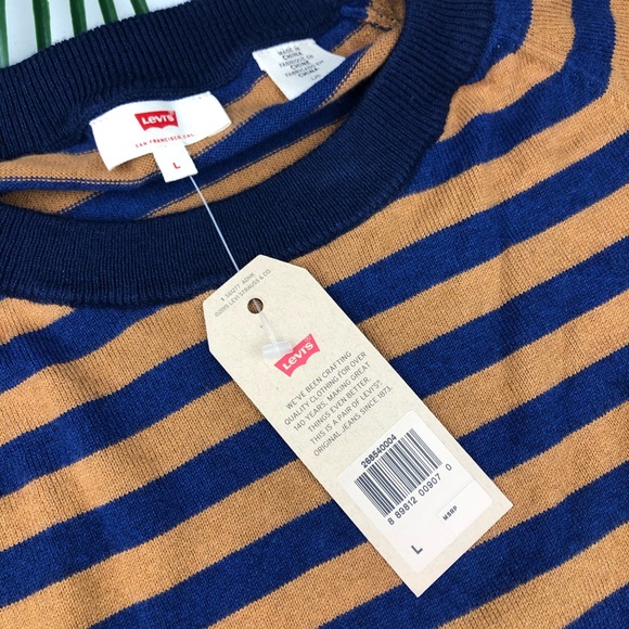 NWT Levi’s Stripe Sweater Size Large - Picture 2 of 3